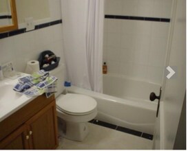 7 Price Rd, Unit 2 in Boston, MA - Building Photo - Building Photo