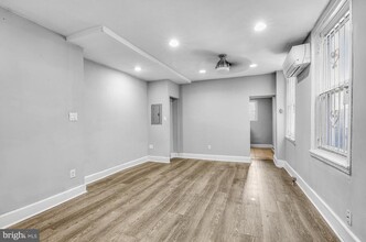 1202 N 7th St in Philadelphia, PA - Building Photo - Building Photo