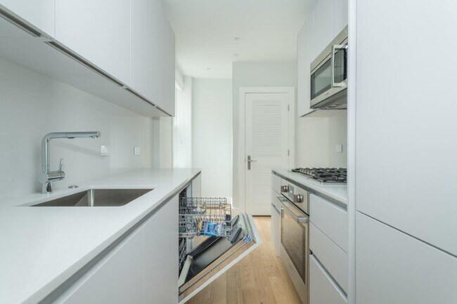 286 Chestnut Hill Ave in Boston, MA - Building Photo - Building Photo