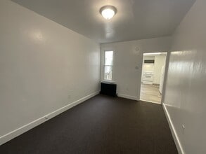 650 W College Ave in York, PA - Building Photo - Building Photo