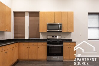 1260 N Greenview Ave in Chicago, IL - Building Photo - Building Photo