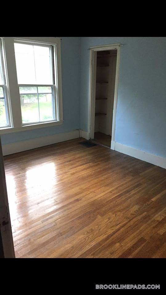 24 Brook St, Unit 2,3