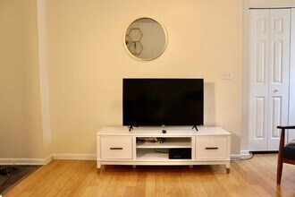 1600 N Jackson St in Milwaukee, WI - Building Photo - Building Photo