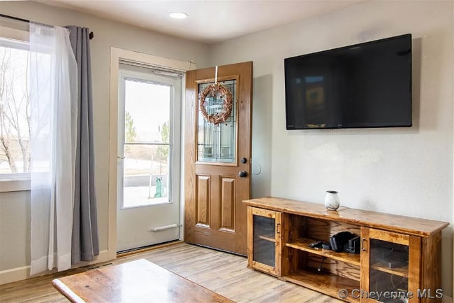 620 Alexander Ave in Cheyenne, WY - Foto de edificio - Building Photo