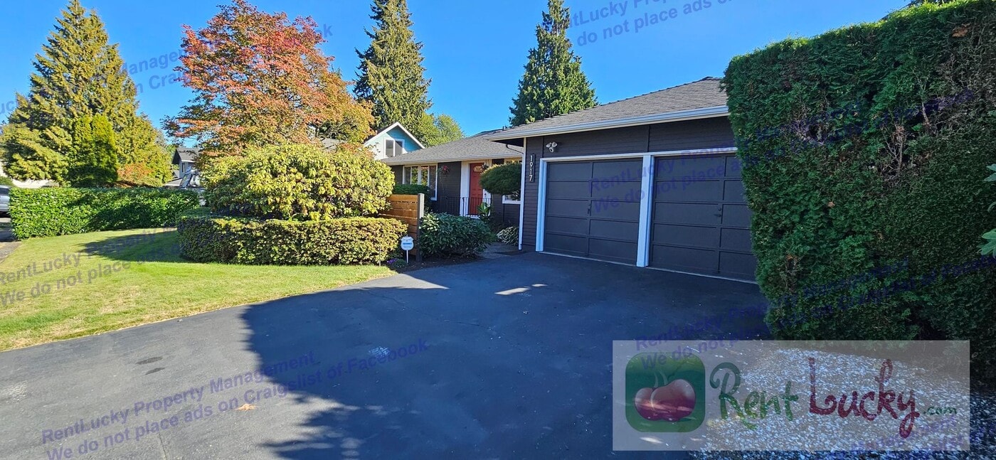 1917 S 289th St in Federal Way, WA - Building Photo