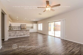 10237 W Chipman Rd in Tolleson, AZ - Building Photo - Building Photo
