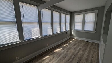 838 E 3rd St in Mishawaka, IN - Building Photo - Building Photo