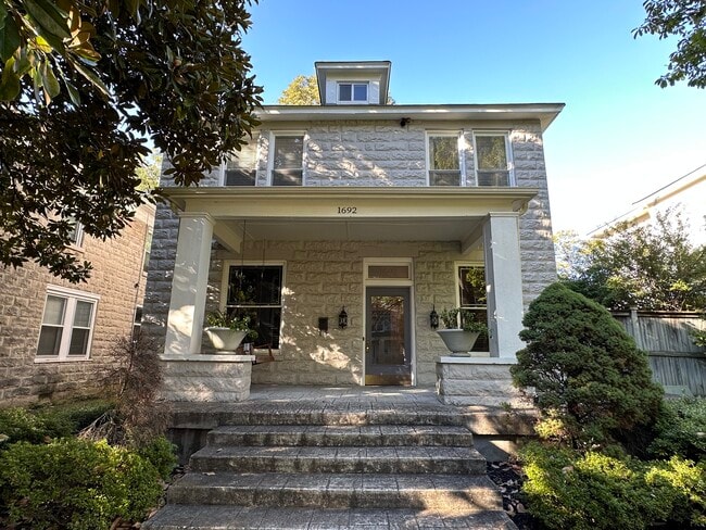 1692 Carruthers Pl in Memphis, TN - Building Photo - Building Photo