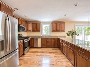 65 French St in Hanson, MA - Building Photo - Building Photo