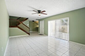 622 6th Way in West Palm Beach, FL - Building Photo - Building Photo