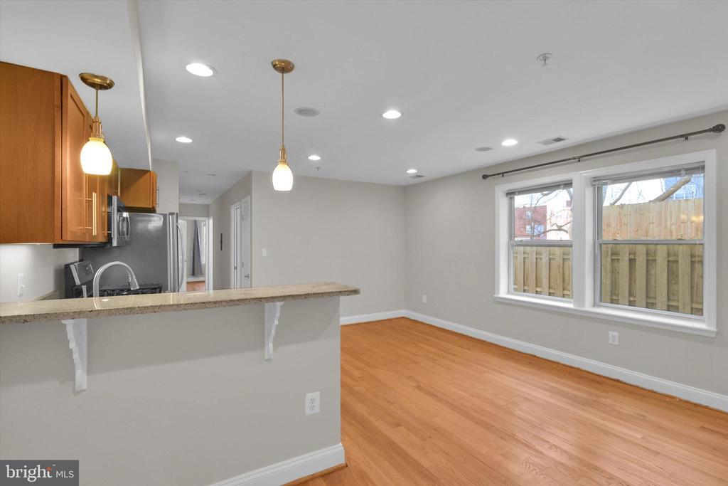 617 Jefferson St NE-Unit -104 in Washington, DC - Building Photo