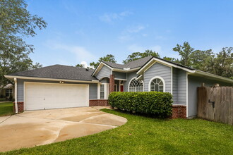 1103 Summer Springs Drive in Middleburg, FL - Building Photo - Building Photo