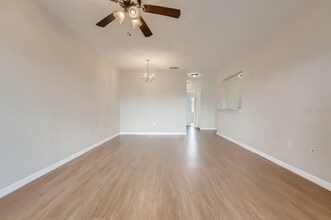 6011 Portsdale Pl in Riverview, FL - Foto de edificio - Building Photo