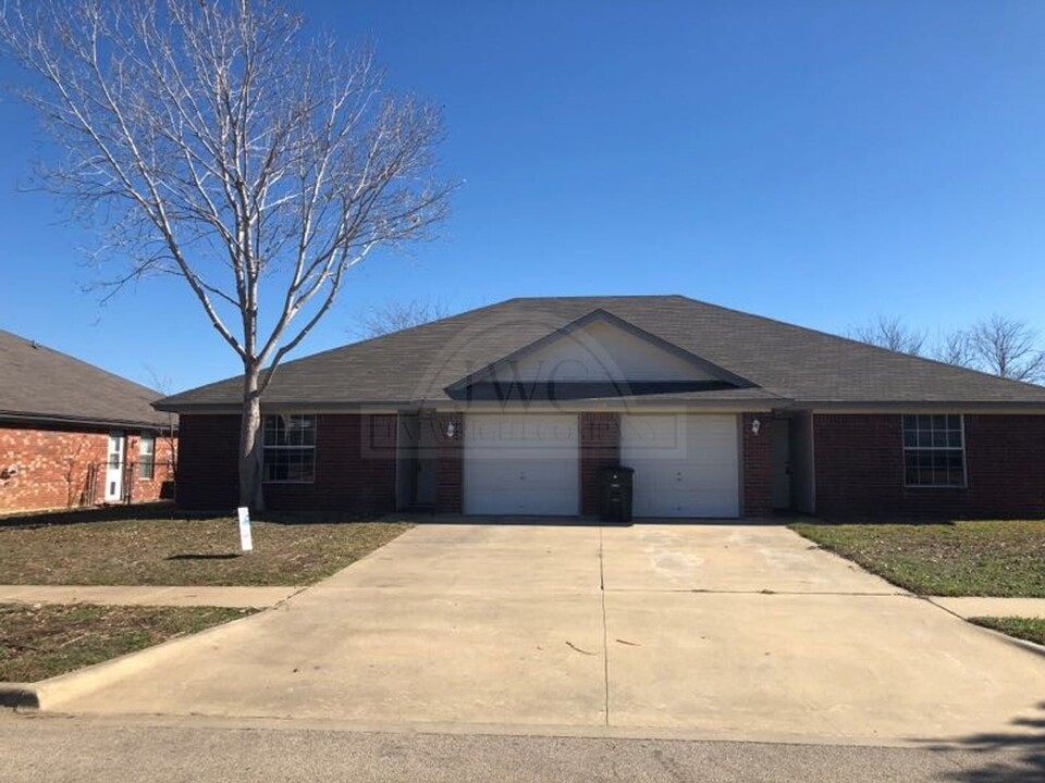 3306 Toledo Dr in Killeen, TX - Building Photo