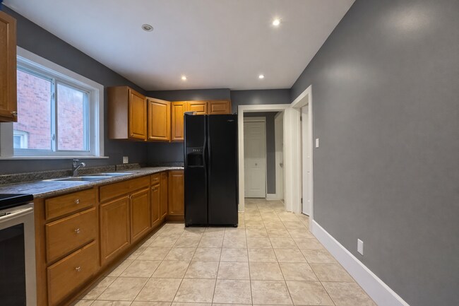 5321 Morrison St in Niagara Falls, ON - Building Photo - Building Photo