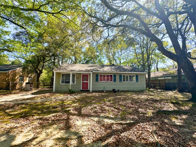 property at 3051 Westgate St