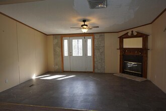 8008 Co Rd 69 in Trinidad, CO - Building Photo - Building Photo