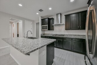 9775 W Cashman Dr in Peoria, AZ - Building Photo - Building Photo