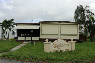 Kokomo Trailer Park in Lake Worth, FL - Building Photo - Building Photo