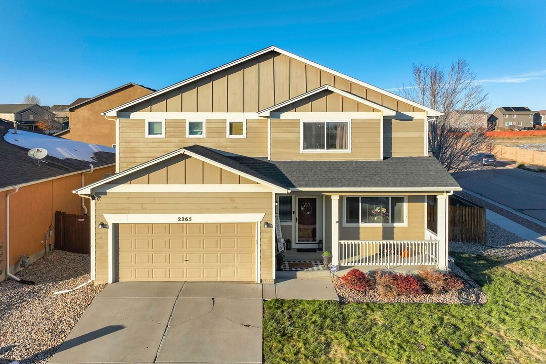 2265 Reed Grass Way in Colorado Springs, CO - Foto de edificio