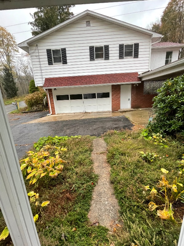 property at 4755 Oak Ridge Rd