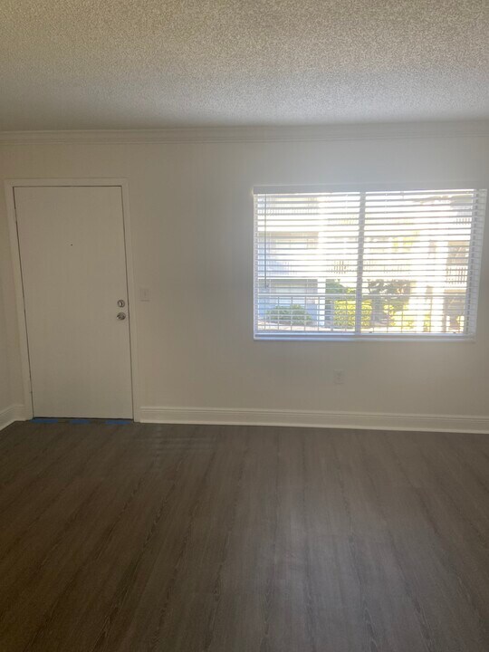 125 Water Front Way, Unit Waterside at Cranesroost in Altamonte Springs, FL - Foto de edificio