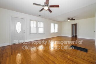 2236 NW 22nd St in Oklahoma City, OK - Building Photo - Building Photo