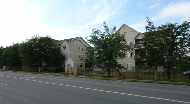 Bloomsbury Village in Des Moines, IA - Foto de edificio - Building Photo