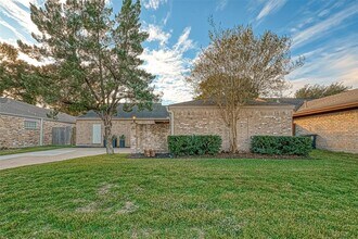 11627 Briar Rose Dr in Houston, TX - Building Photo - Building Photo