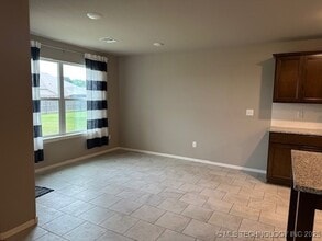 3636 E 143rd St S in Bixby, OK - Building Photo - Building Photo