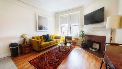 26 Fayette St, Unit 1 in Boston, MA - Foto de edificio - Building Photo