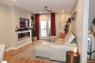 1920 Grove St in Denver, CO - Building Photo