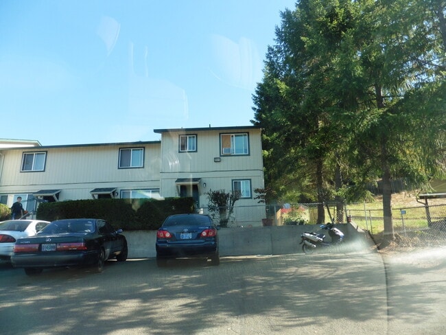 property at 107 NE Atkinson Ct