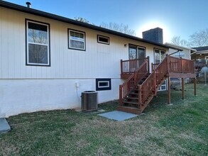 244 Newport Rd in Knoxville, TN - Building Photo - Building Photo