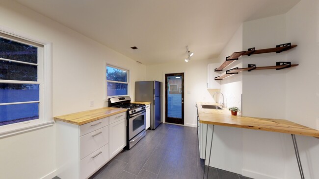 property at 526 7th St