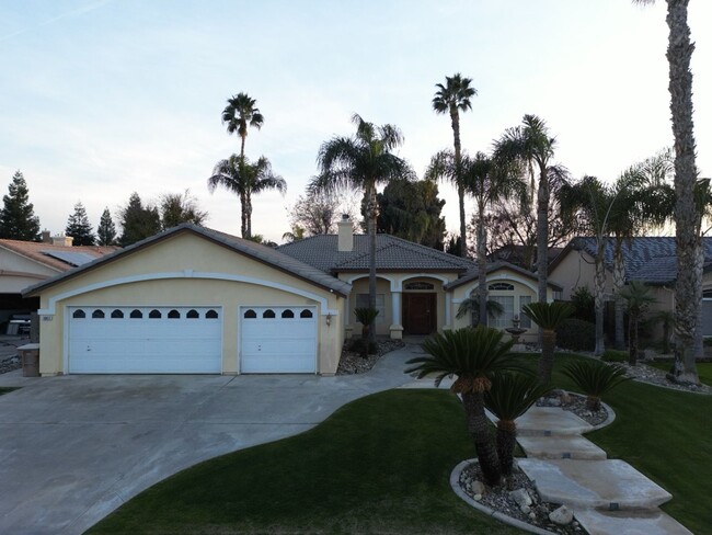 10811 Myers Ranch Ct in Bakersfield, CA - Building Photo - Building Photo