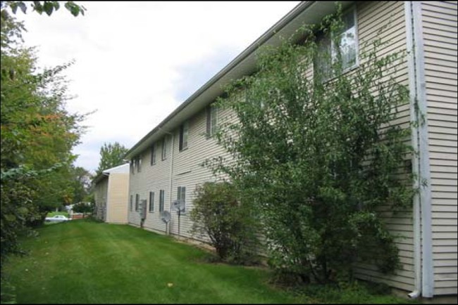 High Point Apartments in Logansport, IN - Building Photo - Building Photo