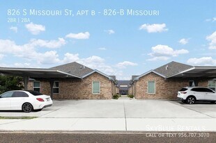 826 S Missouri St in Alton, TX - Building Photo