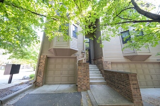2934 Monterey Ave S in Minneapolis, MN - Building Photo - Building Photo