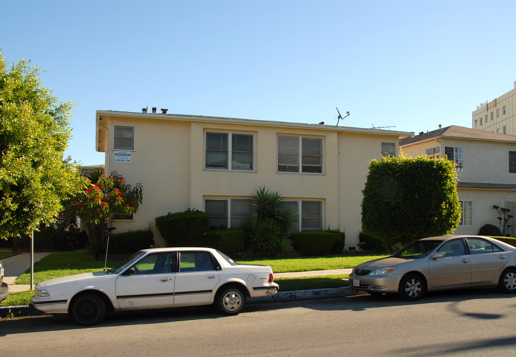 3809 Lockland Dr in Los Angeles, CA - Building Photo