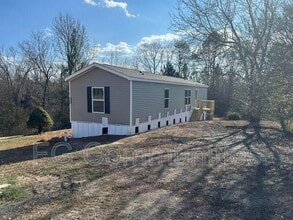 66 Mt Pilot Mhp Dr in Taylorsville, NC - Building Photo - Building Photo