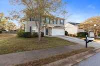 205 Hawthorne Creek Ct in Simpsonville, SC - Building Photo - Building Photo