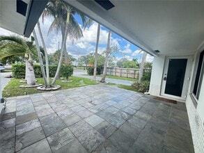 1709 SW 5th Pl in Fort Lauderdale, FL - Building Photo - Building Photo