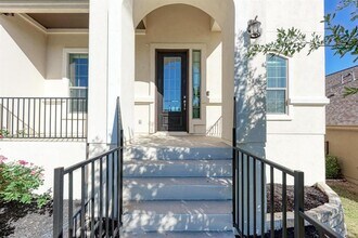 3909 Vinalopo Dr in Austin, TX - Building Photo - Building Photo