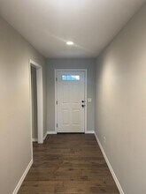 5635 West Mangrove St in Springfield, MO - Building Photo - Building Photo