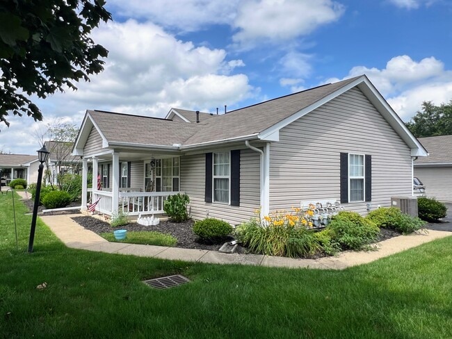 property at 1285 Hillview Cir W