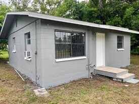 1715 1/2 Martin Luther King Jr Blvd in Bartow, FL - Building Photo