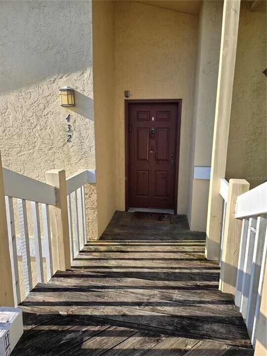 1550 S Belcher Rd in Clearwater, FL - Building Photo