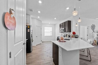 920 Serchio St in Haines City, FL - Building Photo - Building Photo