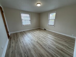 3138 S Clement Ave, Unit 3138 South Clement Ave in Milwaukee, WI - Building Photo - Building Photo